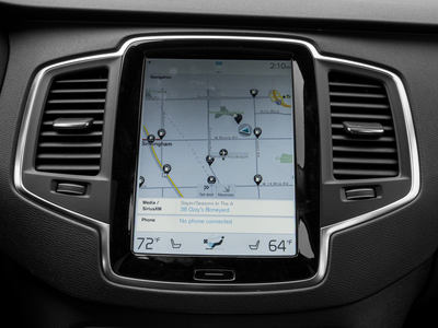 2017 Volvo XC90 T6 Momentum