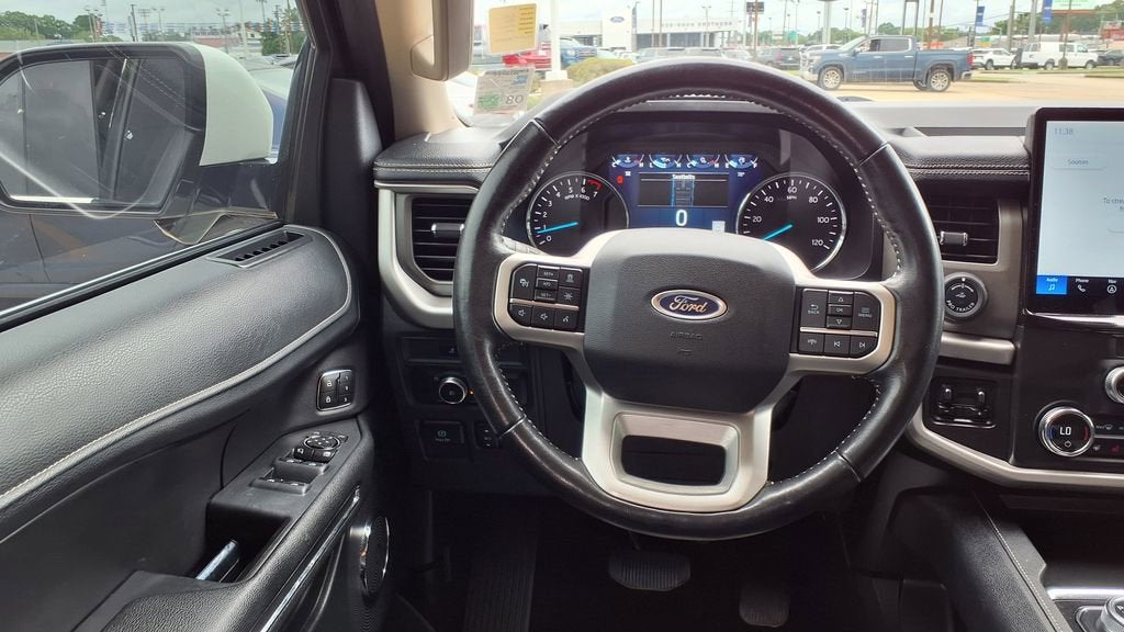 2022 Ford Expedition Max XLT