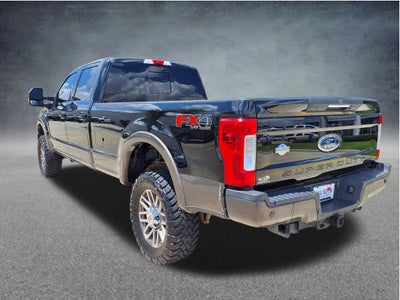 2017 Ford Super Duty F-250 SRW Lariat