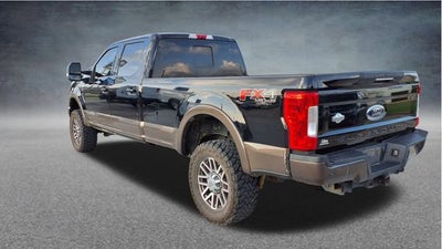 2017 Ford Super Duty F-250 SRW Lariat