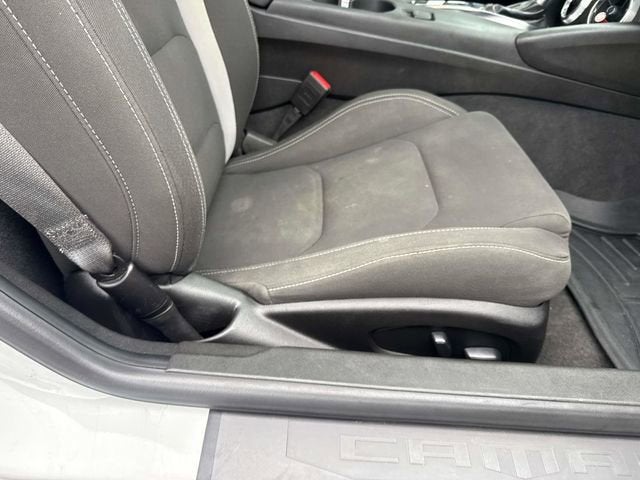 2022 Chevrolet Camaro 1LT