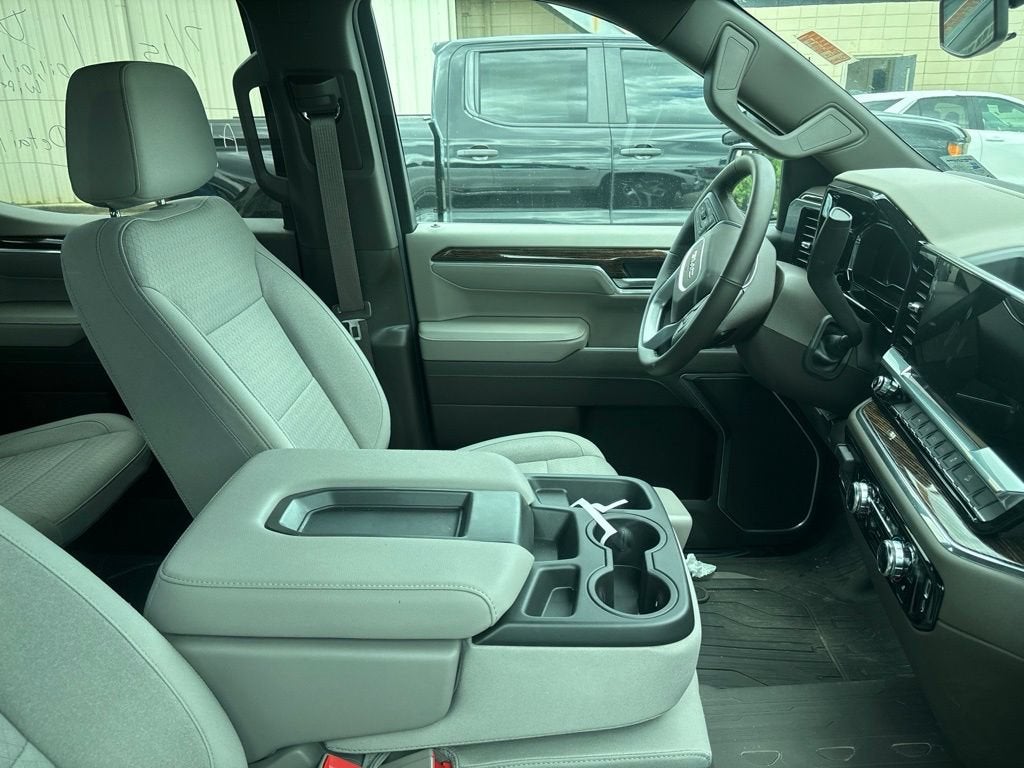 2025 GMC Sierra 1500 SLE