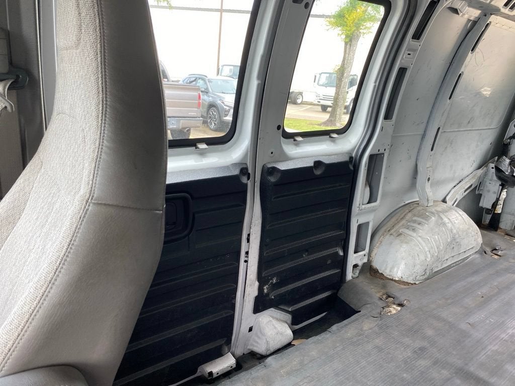 2017 GMC Savana Cargo 2500 CARGO