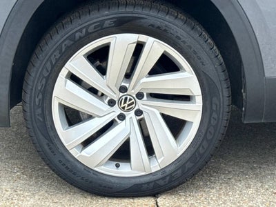 2021 Volkswagen Atlas Cross Sport 2.0T SE w/Technology
