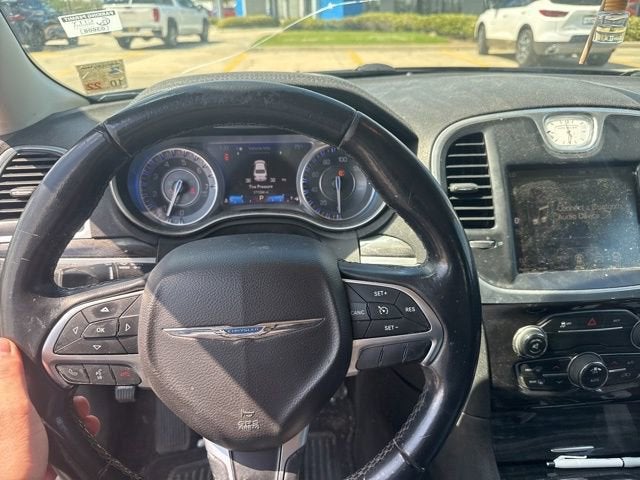 2015 Chrysler 300 Limited