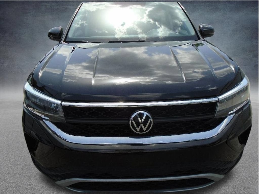 2022 Volkswagen Taos SE