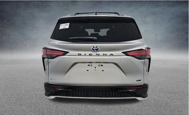 2025 Toyota Sienna XSE