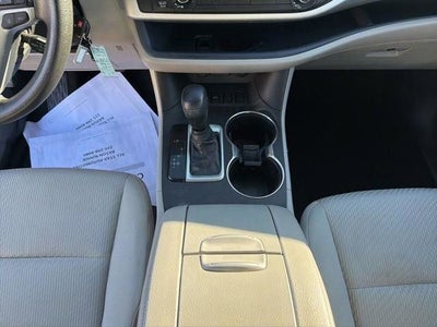 2019 Toyota Highlander LE