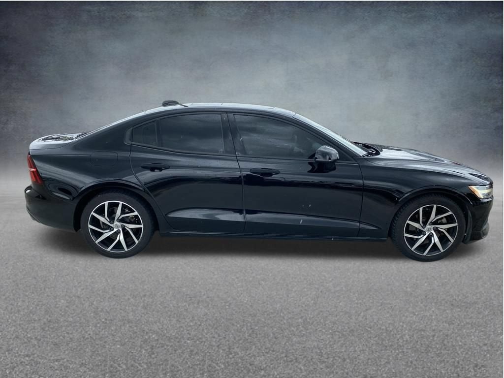 2020 Volvo S60 Momentum