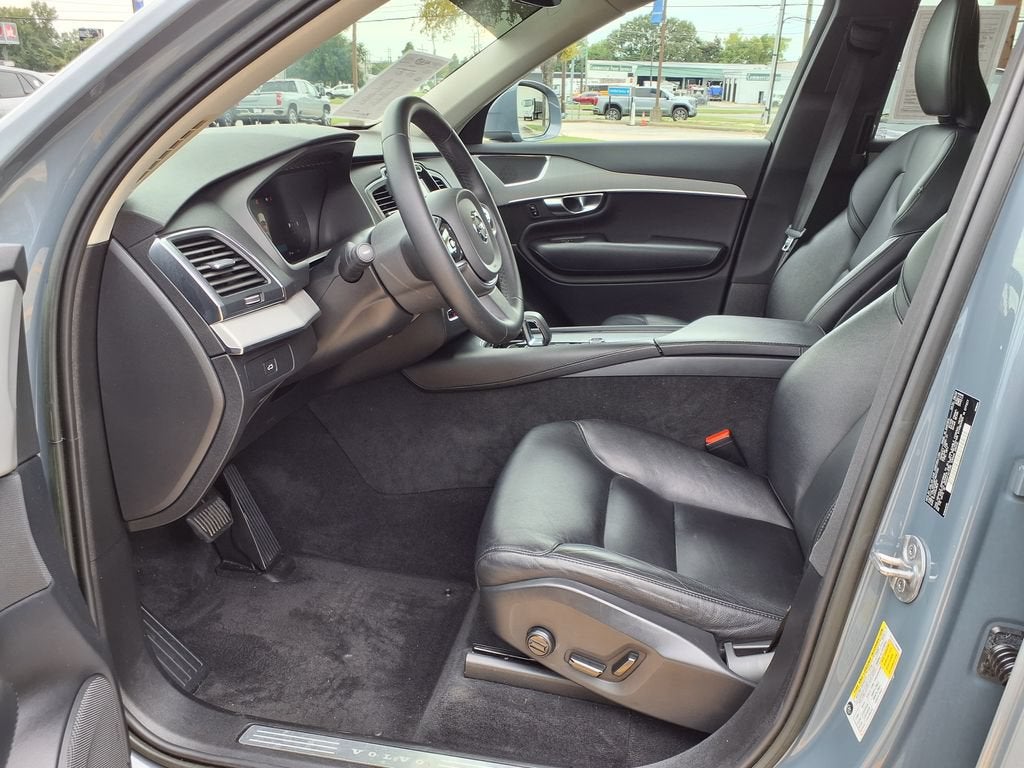 2023 Volvo XC90 Core