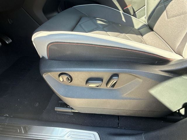 2024 Volkswagen Atlas 2.0T Peak Edition SE w/Technology