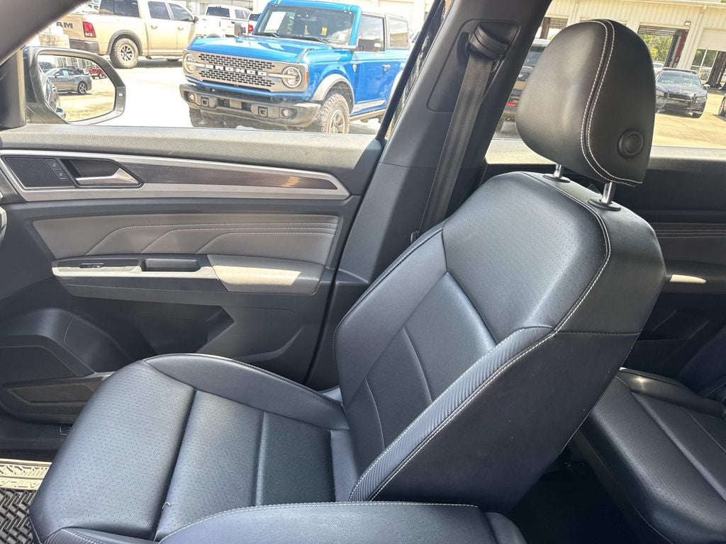 2021 Volkswagen Atlas Cross Sport 3.6L V6 SEL R-Line