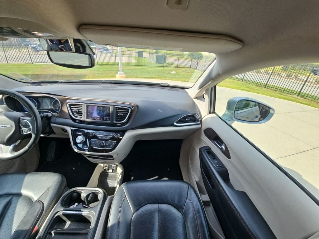 2019 Chrysler Pacifica Touring L