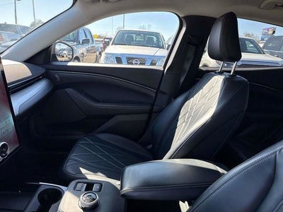 2022 Ford Mustang Mach-E Select