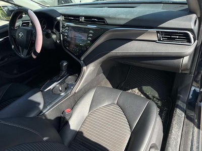 2018 Toyota Camry SE