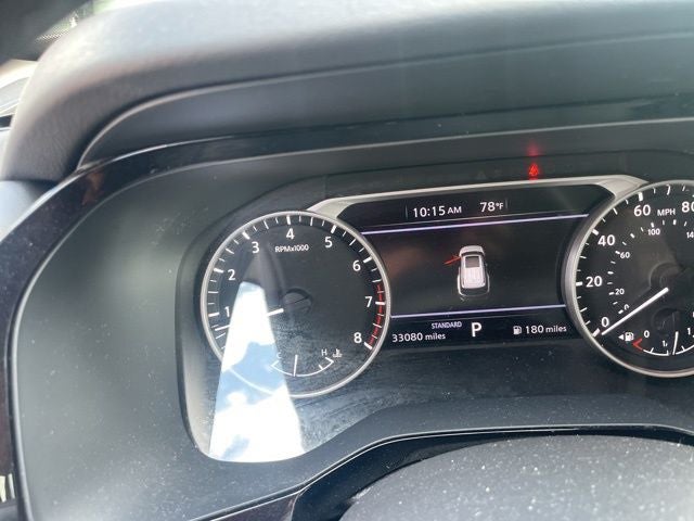 2023 Nissan Pathfinder SV