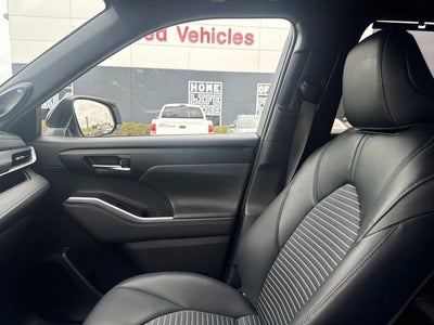 2024 Toyota Highlander XSE