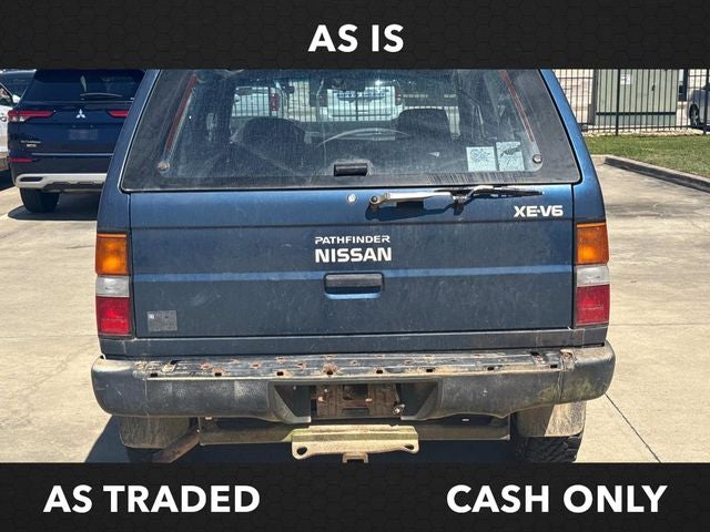 1995 Nissan Pathfinder LE