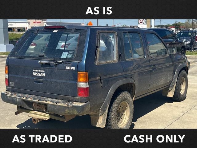 1995 Nissan Pathfinder LE