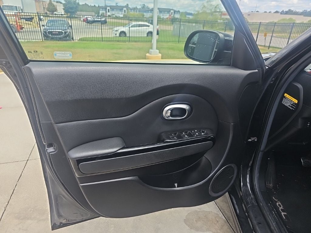 2016 Kia Soul Plus