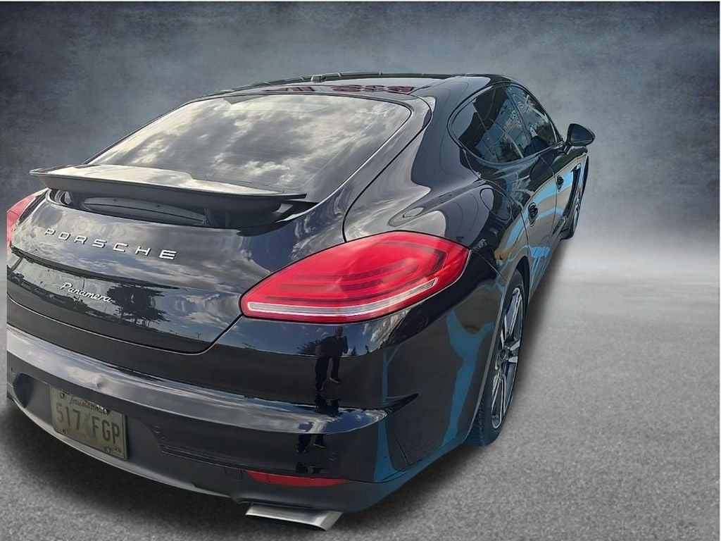 2014 Porsche Panamera 4