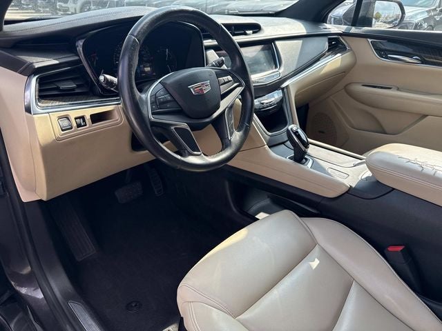 2017 Cadillac XT5 Base