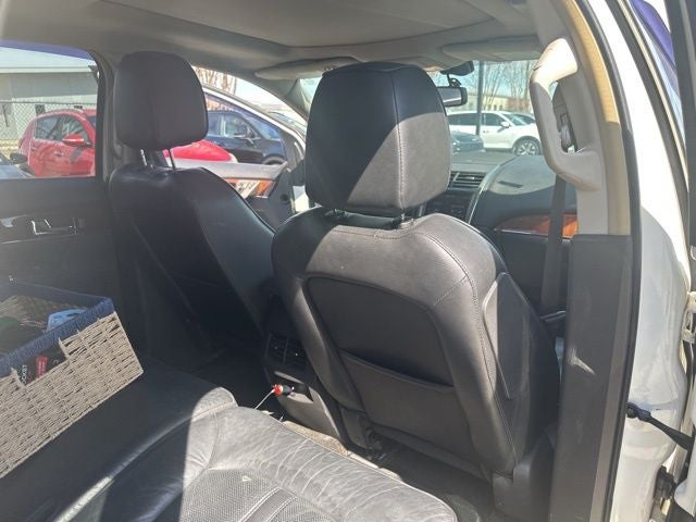 2013 Lincoln MKX Base