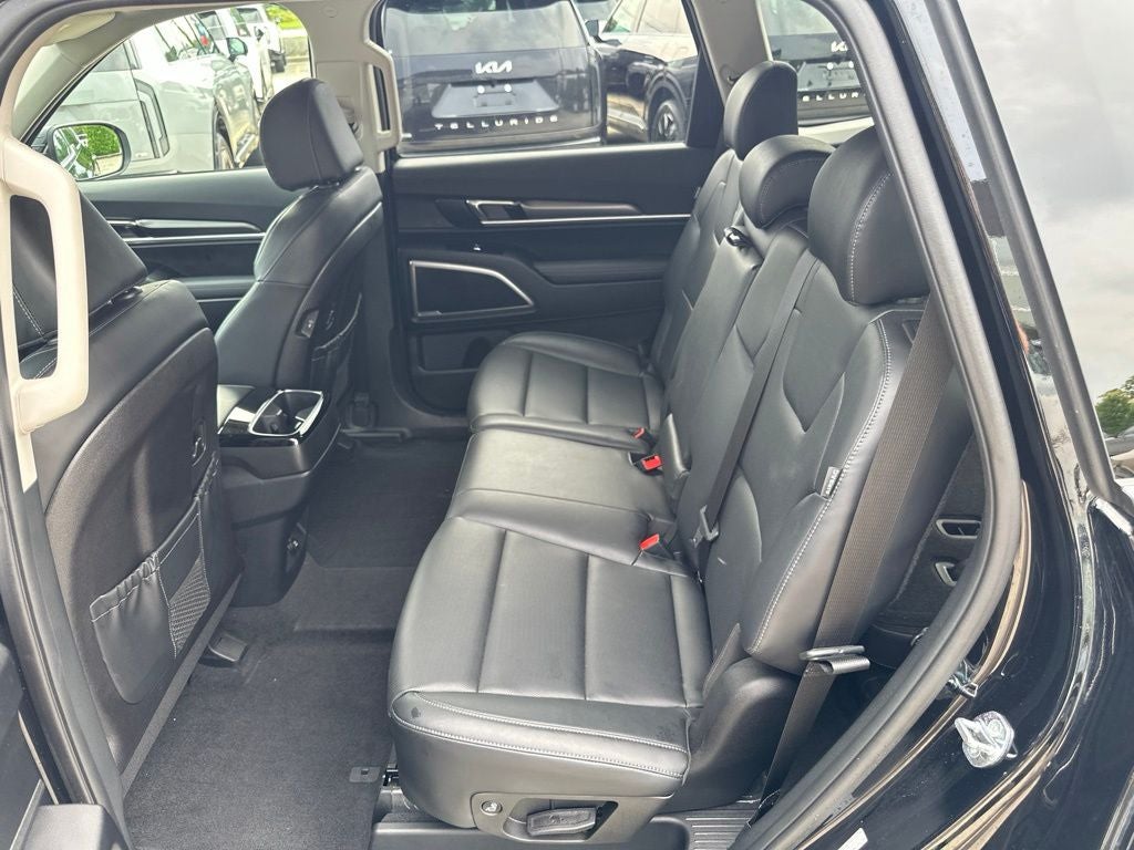 2023 Kia Telluride LX