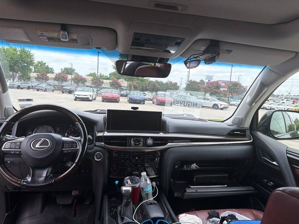 2016 Lexus LX 570