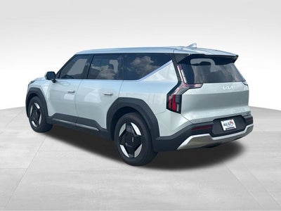 2024 Kia EV9 Light Long Range