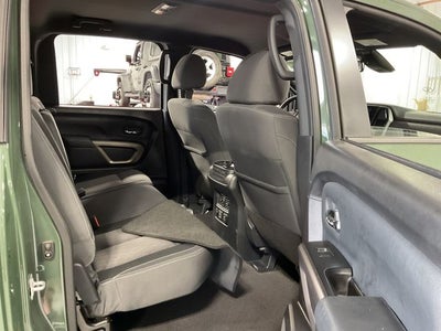 2024 Nissan Titan SV