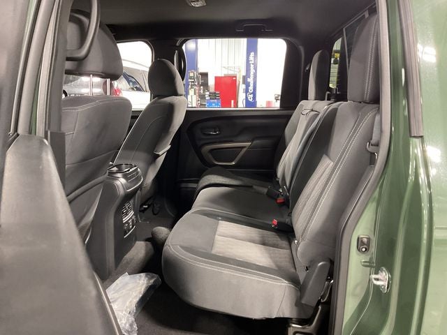 2024 Nissan Titan SV