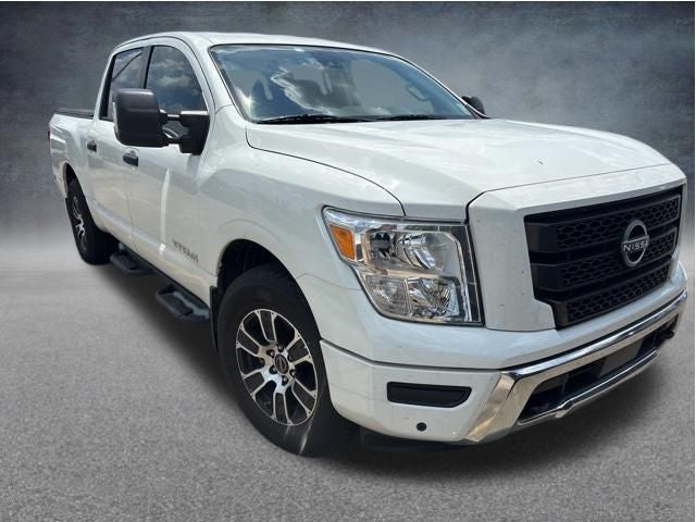 2024 Nissan Titan SV