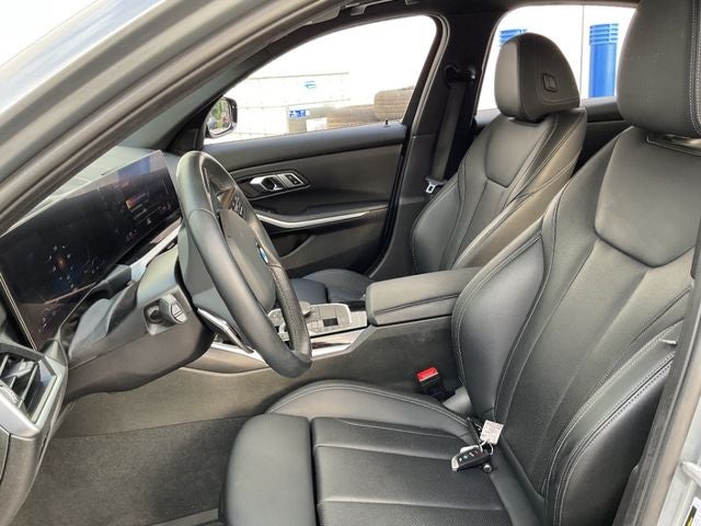 2023 BMW 3 Series 330i