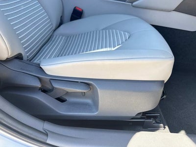 2021 Toyota Camry Hybrid SE