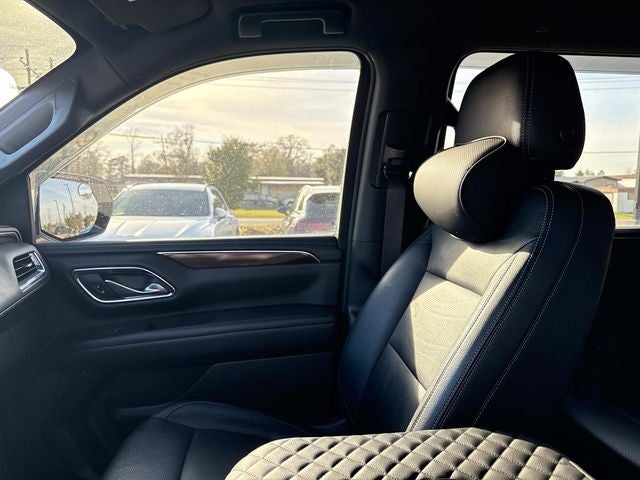 2023 GMC Yukon XL SLE