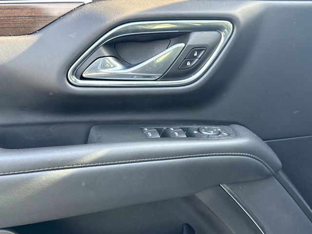 2023 GMC Yukon XL SLE