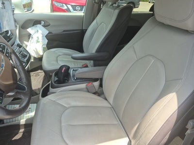 2019 Chrysler Pacifica Touring L Plus