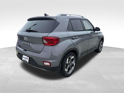 2022 Hyundai Venue SEL