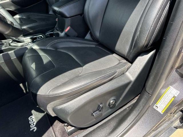 2019 Jeep Cherokee Limited FWD