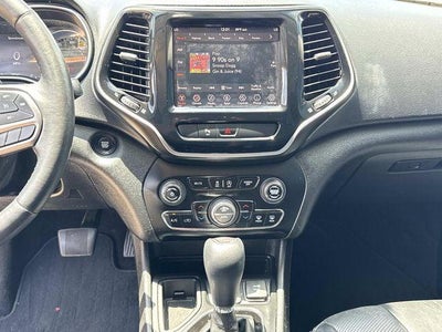2019 Jeep Cherokee Limited FWD