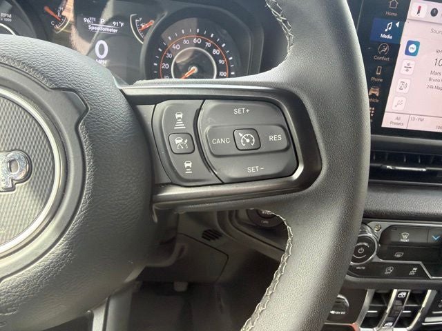 2025 Jeep Wrangler 4-Door Summit 4x4