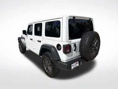 2025 Jeep Wrangler 4-Door Summit 4x4
