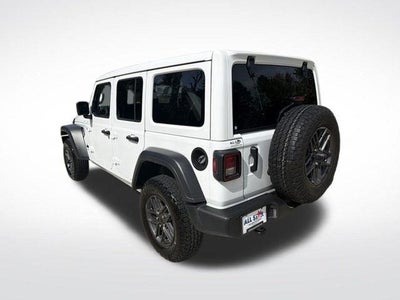 2025 Jeep Wrangler 4-Door Summit 4x4