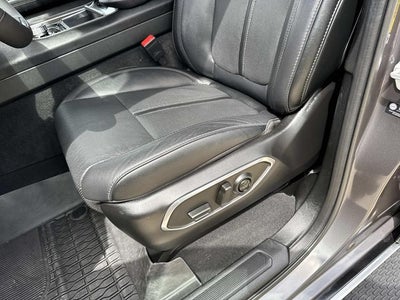 2024 Jeep Wagoneer L Series II 4x2