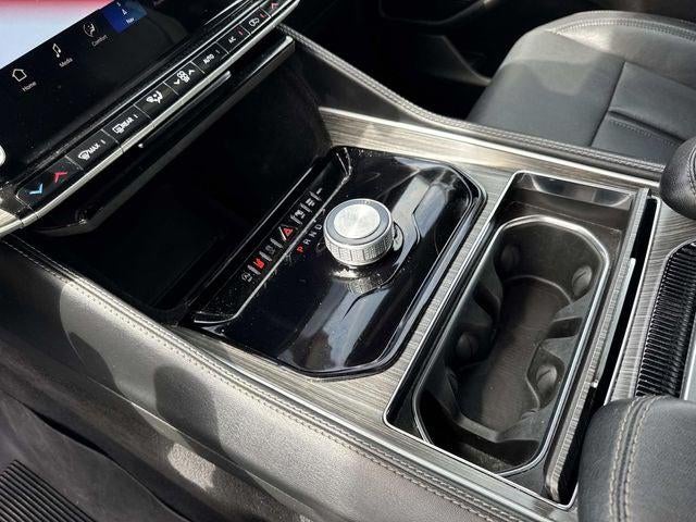 2024 Jeep Wagoneer L Series II 4x2