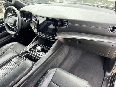 2024 Jeep Wagoneer Series II 4x2