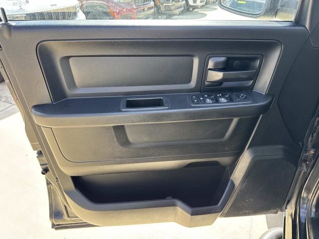 2018 RAM 1500 Tradesman Quad Cab 4x2 6'4' Box