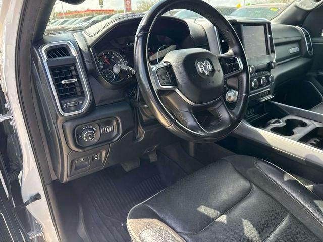 2022 RAM 1500 Laramie Crew Cab 4x2 5'7' Box