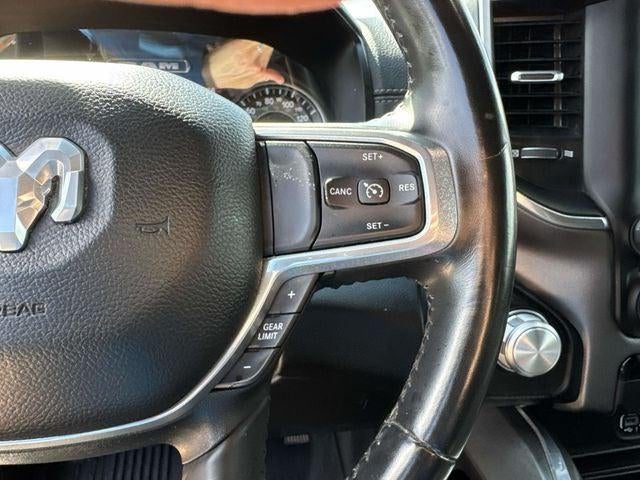 2022 RAM 1500 Laramie Crew Cab 4x2 5'7' Box